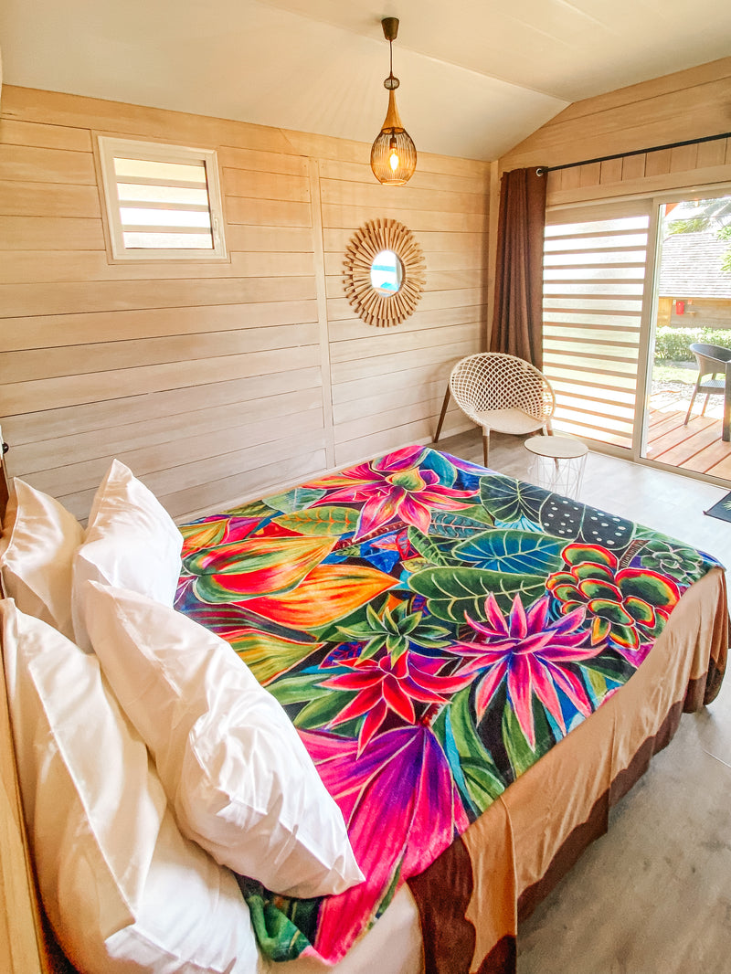 Dreamy Comfort Unveiled: Explore the Magic of Our Hawaiian Soft Tropical Blankets – Voted #1 for Home and Travel Luxury! 🌺✨